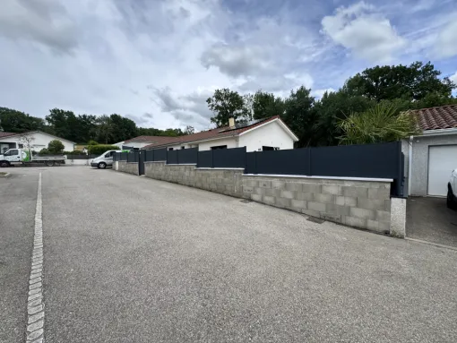 Clôture aluminium, Ambronay, D&B Aménagement Paysager 