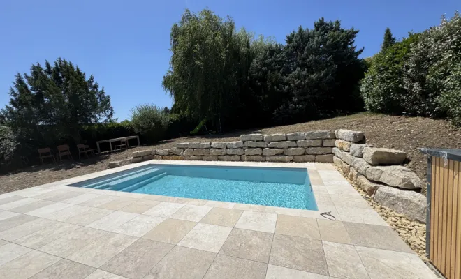 Pose d’une piscine coque, D&B Aménagement Paysager, Miribel