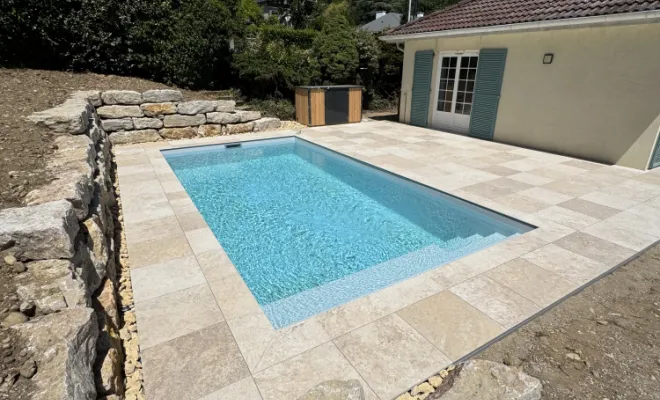 Pose d’une piscine coque, D&B Aménagement Paysager, Miribel