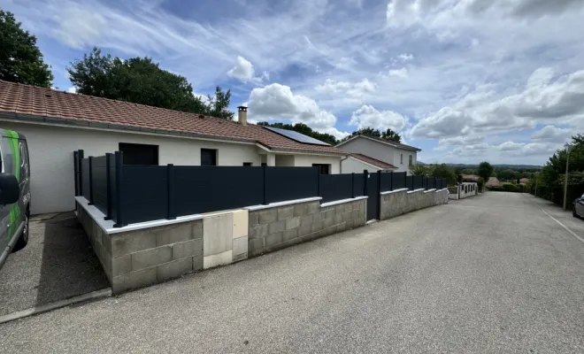 Clôture aluminium, Ambronay, D&B Aménagement Paysager 