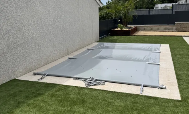Piscine coque, Ambronay, D&B Aménagement Paysager
